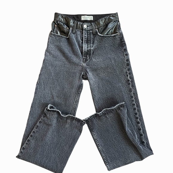 Abercrombie High Rise 90s Relaxed Jeans - Picture 2 of 4